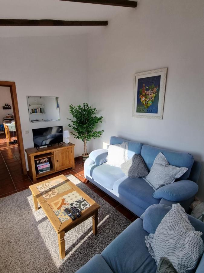Lovely 2 Bed Apartment With Stunning Views & Pool Компета Экстерьер фото