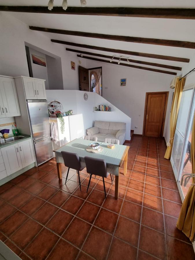 Lovely 2 Bed Apartment With Stunning Views & Pool Компета Экстерьер фото