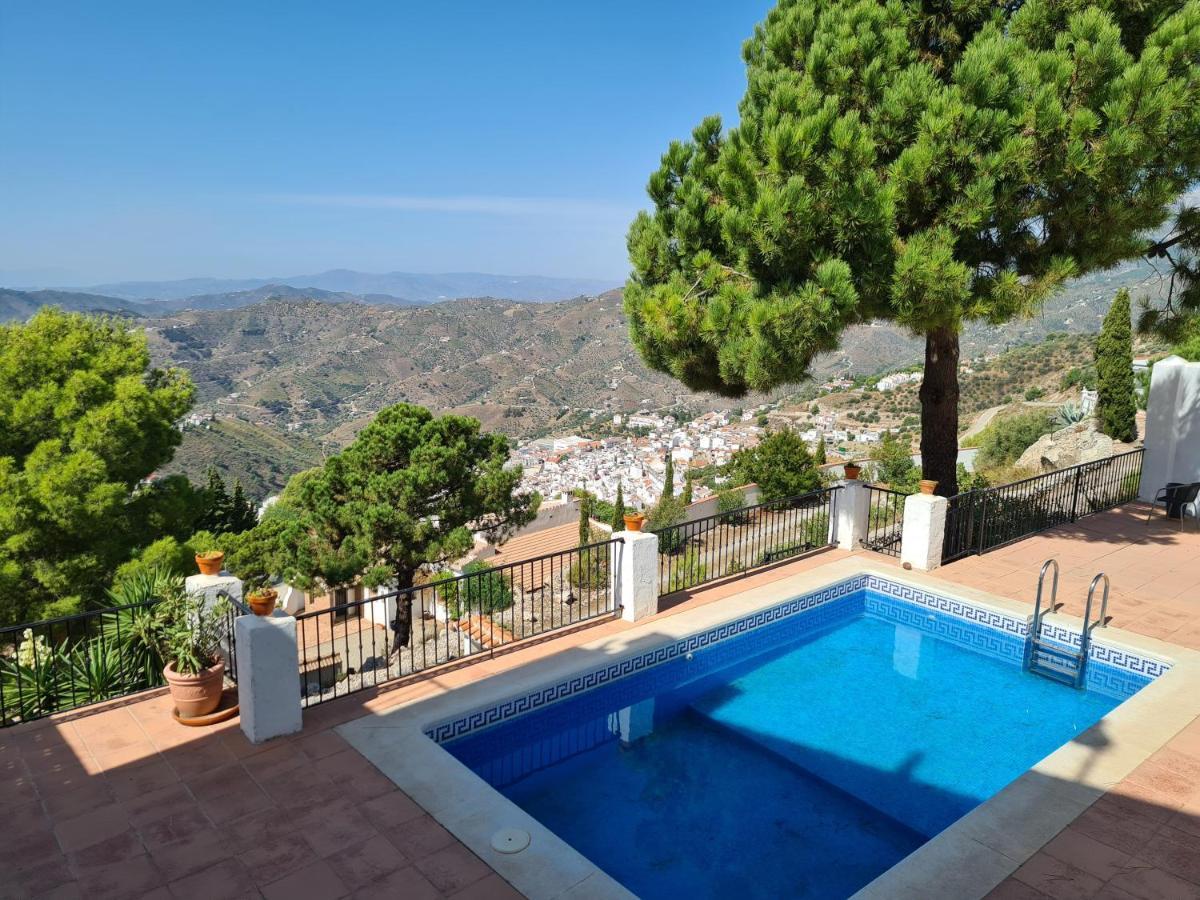 Lovely 2 Bed Apartment With Stunning Views & Pool Компета Экстерьер фото